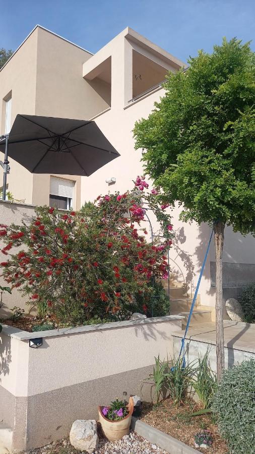 Apartment Dandelion Brela Dış mekan fotoğraf