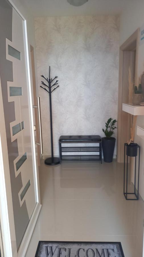 Apartment Dandelion Brela Dış mekan fotoğraf